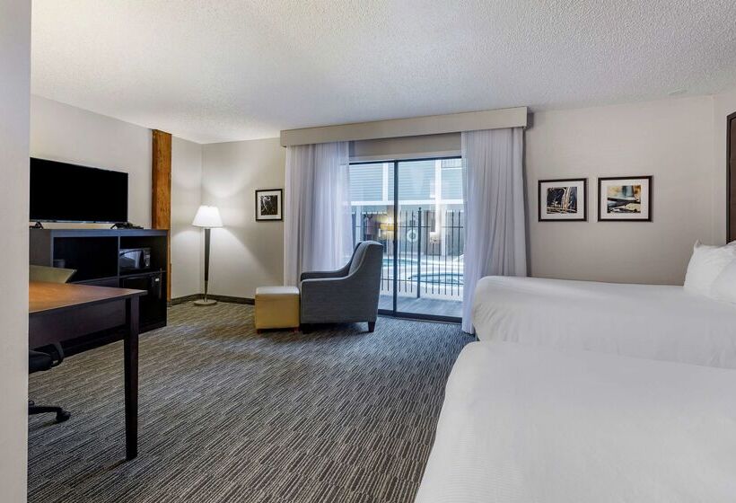 Отель Best Western Plus Como Park