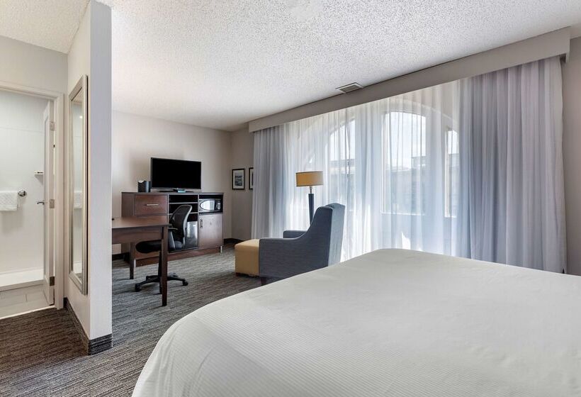 Отель Best Western Plus Como Park