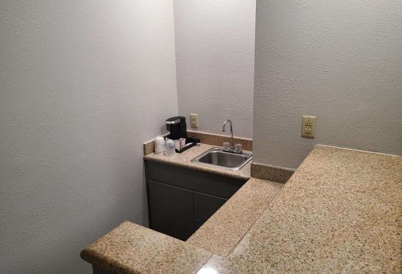 Отель Best Western Plus Como Park