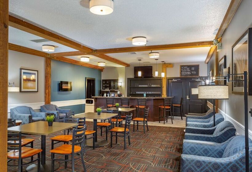 Отель Best Western Plus Como Park