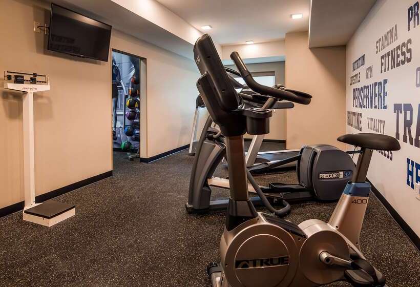 Best Western Plus Portland Airport Hotel & Suites