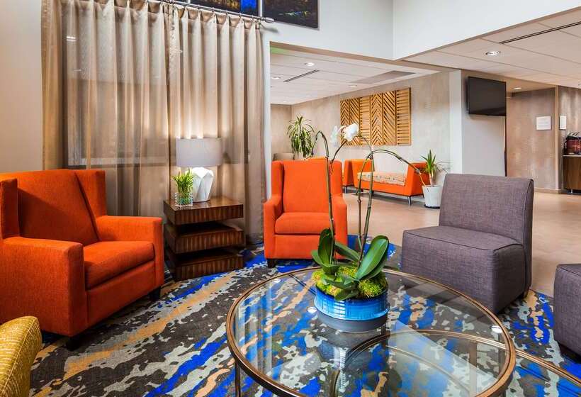 Best Western Plus Portland Airport Hotel & Suites