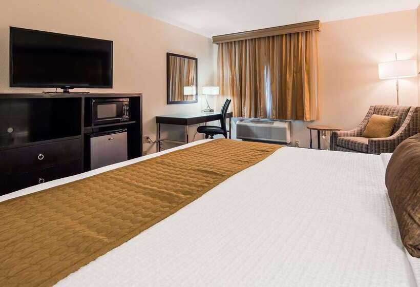 Best Western Plus Portland Airport Hotel & Suites