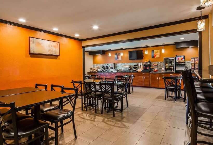 فندق Best Western Plus Twin View Inn & Suites