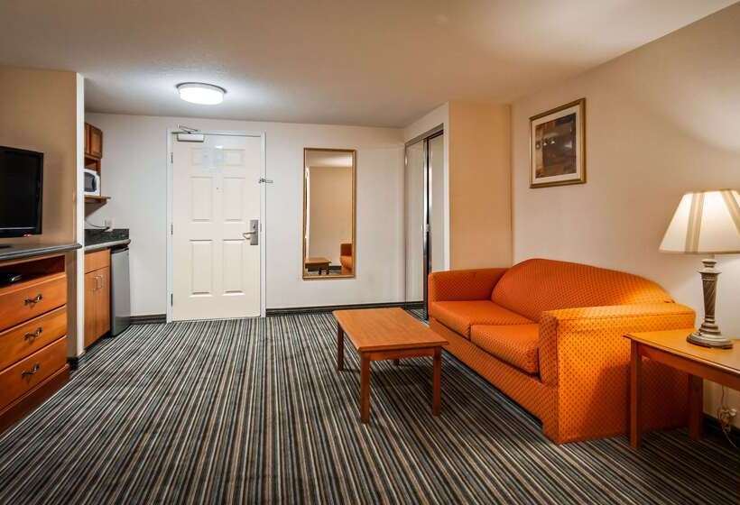 فندق Best Western Plus Twin View Inn & Suites