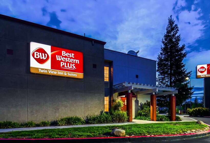 فندق Best Western Plus Twin View Inn & Suites