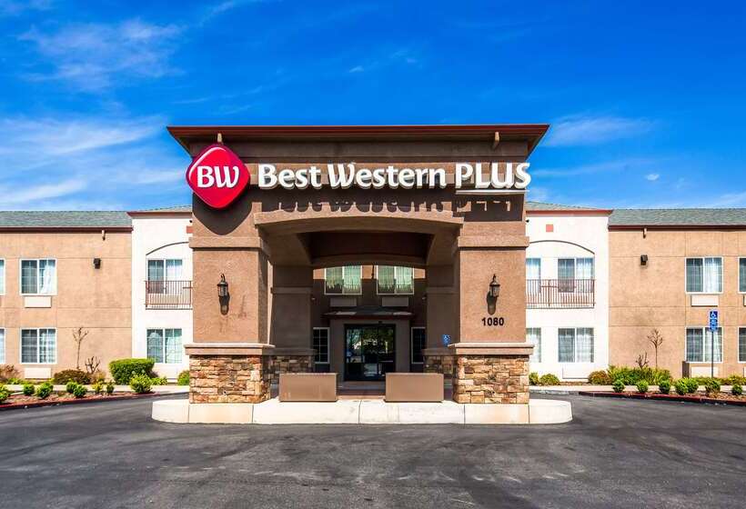 فندق Best Western Plus Twin View Inn & Suites
