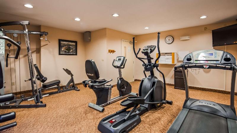 فندق Best Western Plus Twin View Inn & Suites