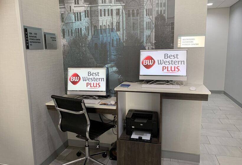 هتل Best Western Plus Wilkes Barrescranton Airport