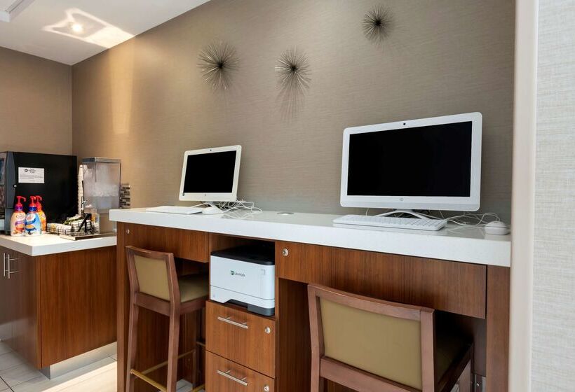 هتل Best Western Plus North Miami Bal Harbour