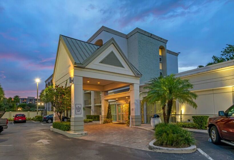 هتل Best Western Plus North Miami Bal Harbour