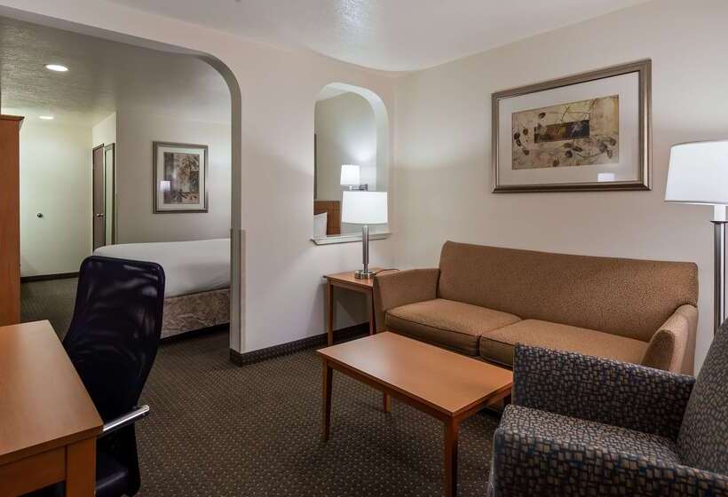 Best Western Socorro Hotel & Suites