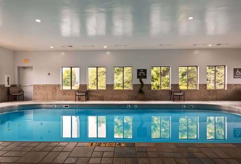 فندق Best Western St. Clairsville Inn & Suites