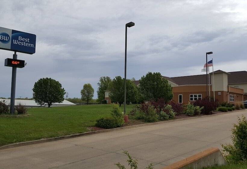 فندق Best Western Teal Lake Inn