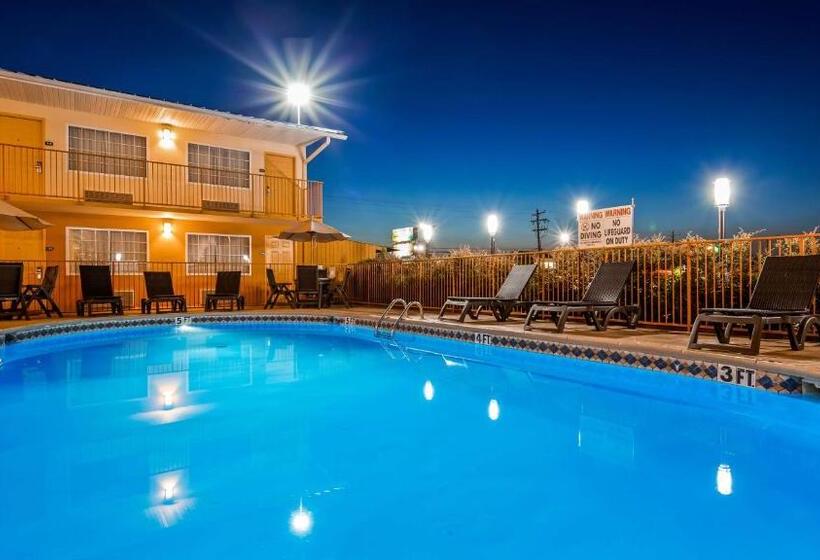 فندق Best Western Van Buren Inn