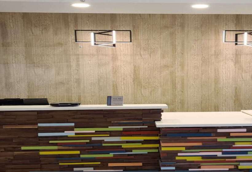 فندق Best Western Watertown