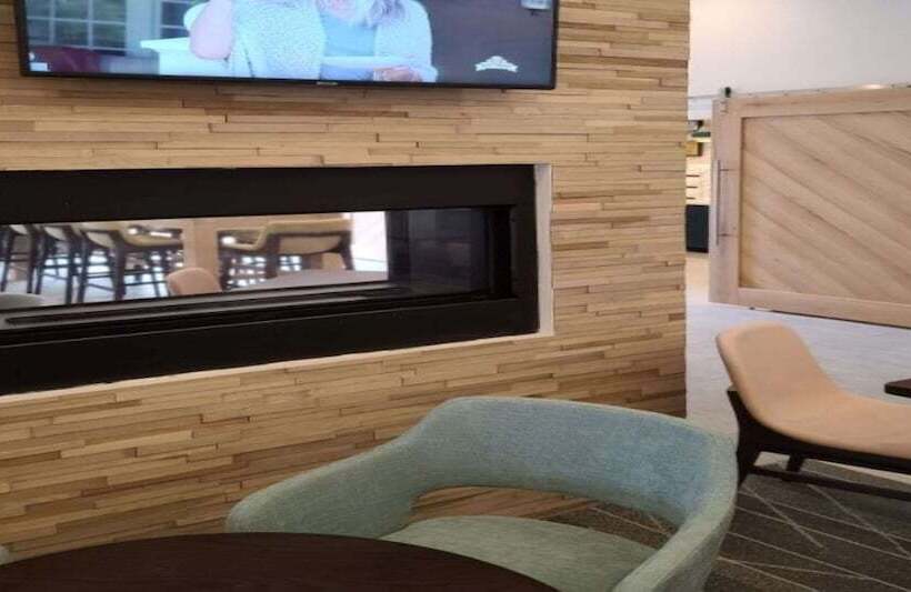 فندق Best Western Watertown