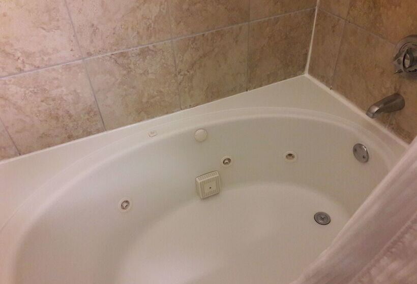 فندق Best Western Woodburn Inn