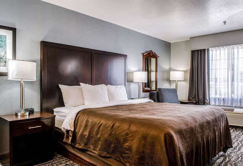 Clarion Hotel By Humboldt Bay