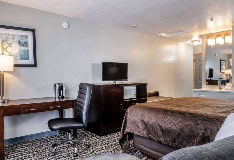 Clarion Hotel By Humboldt Bay