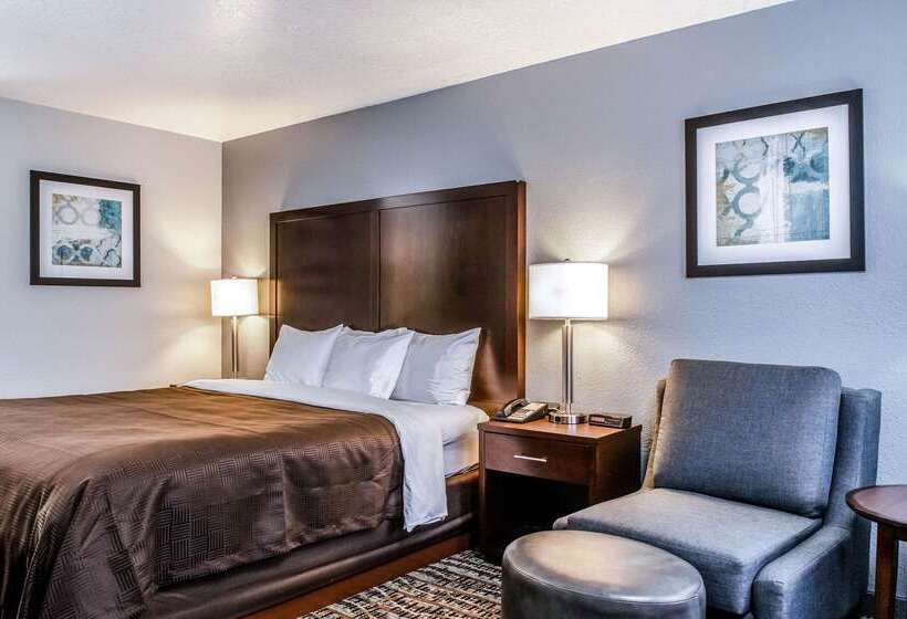 Clarion Hotel By Humboldt Bay