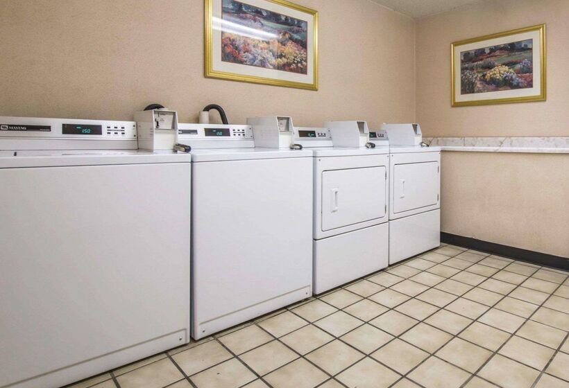 호텔 Clarion Inn And Events Center Pueblo North