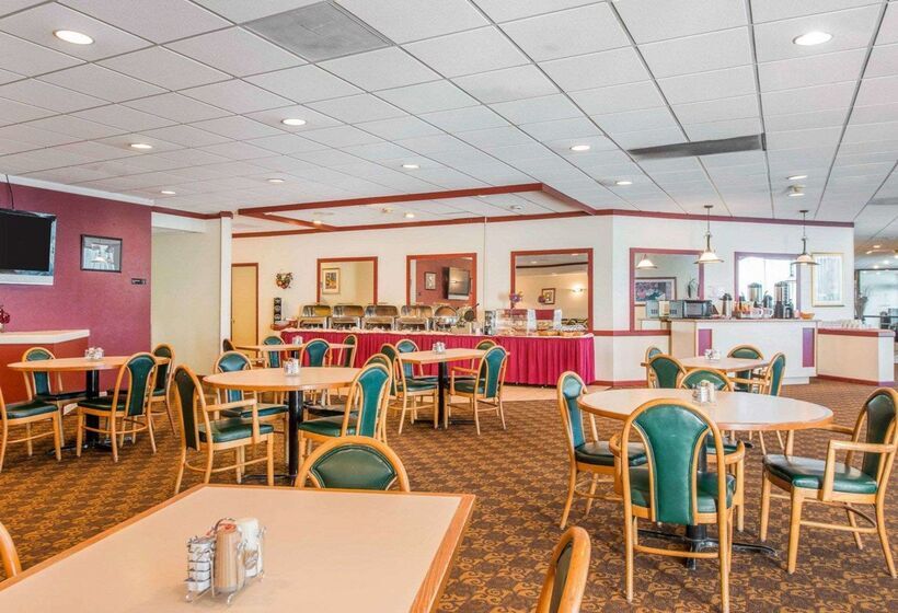 Отель Clarion Inn And Events Center Pueblo North