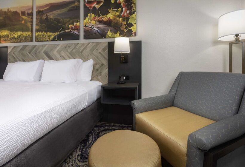 هتل Clarion Inn Biltmore Village