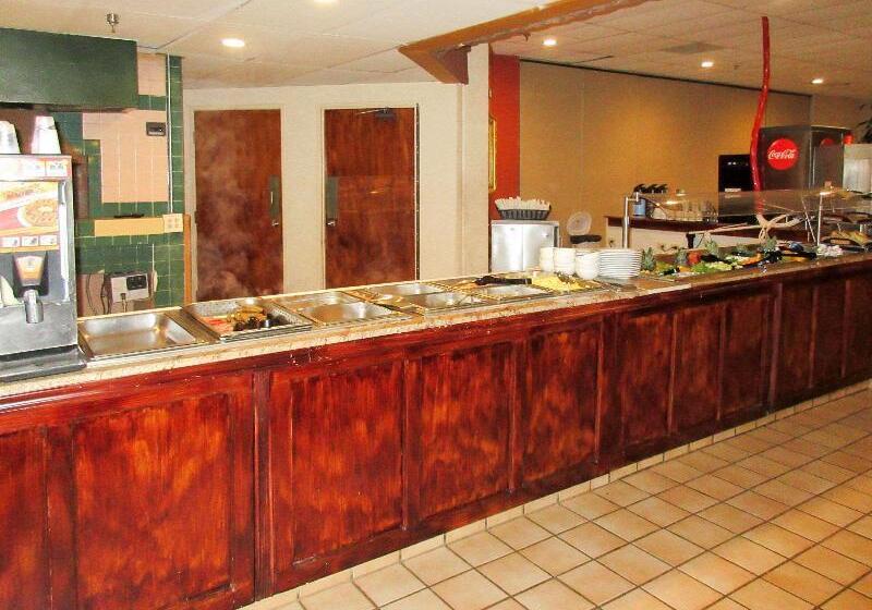 هتل Clarion Inn