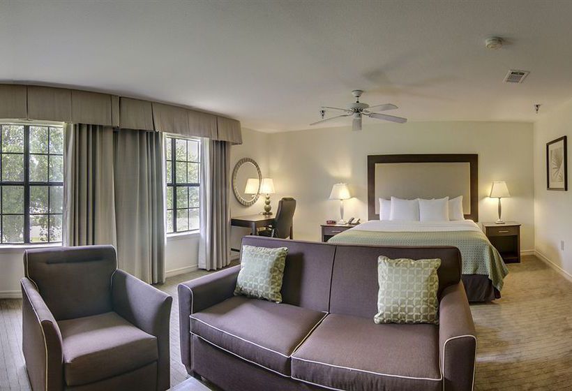 فندق Clarion Inn And Suites Conference Center Covington