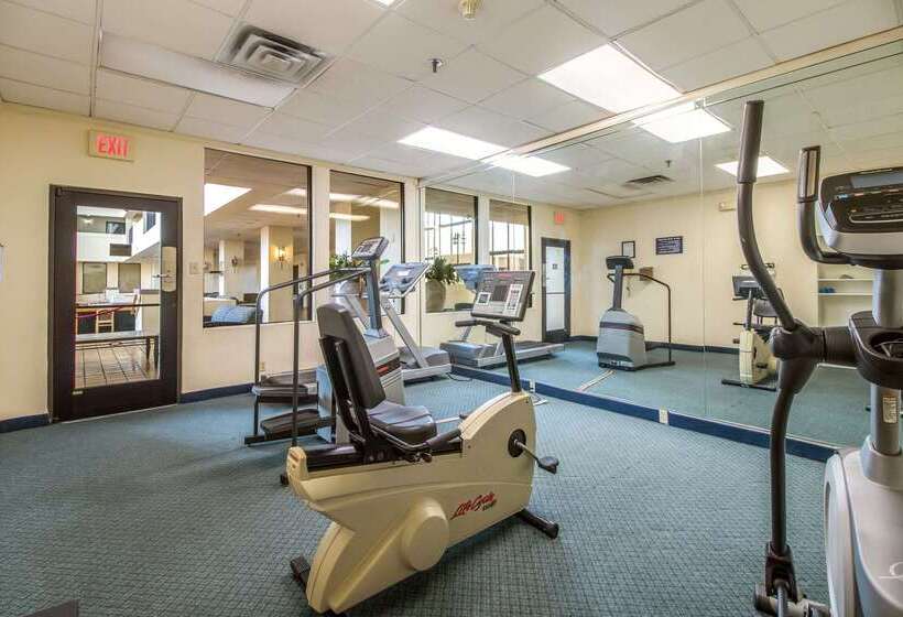 Clarion Hotel Jackson Northwest