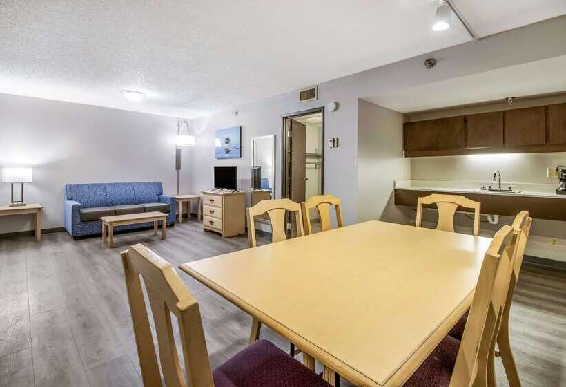 Clarion Hotel Jackson Northwest