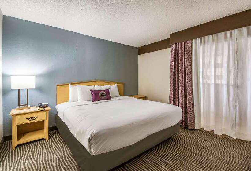 Clarion Hotel Jackson Northwest