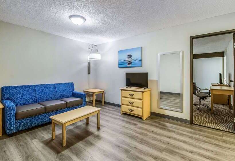 Clarion Hotel Jackson Northwest