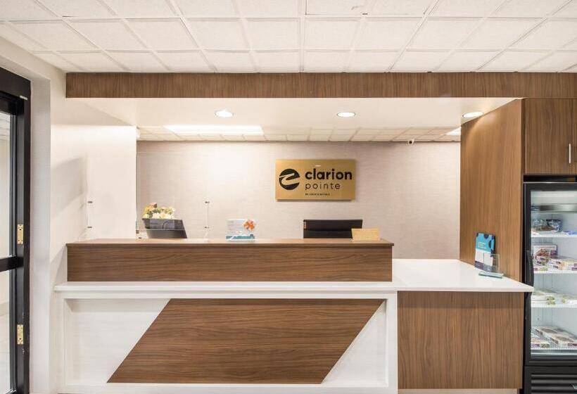 هتل Clarion Pointe New Bern