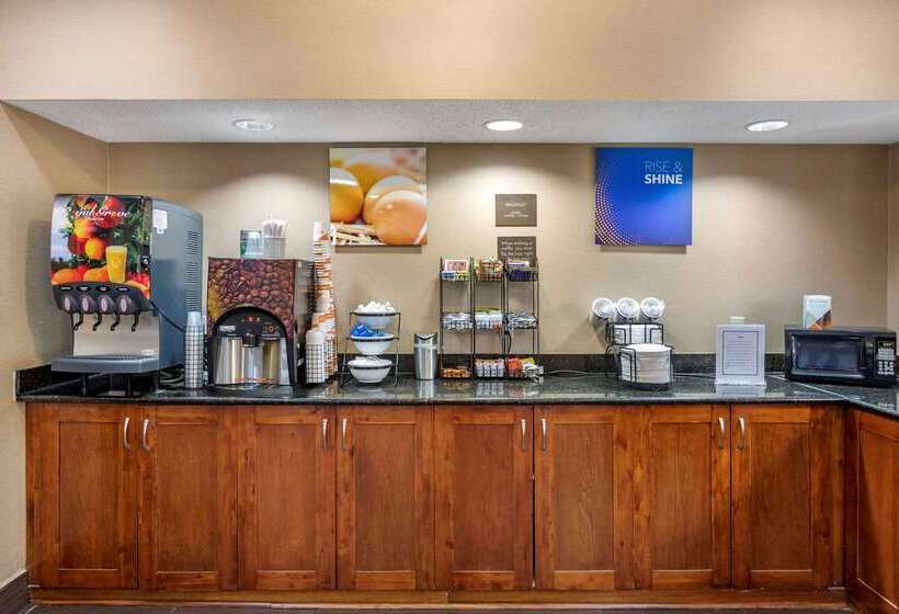 فندق Comfort Inn Brownsville I40