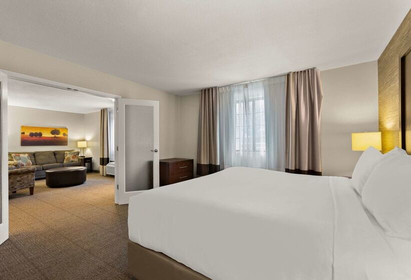 Отель Comfort Inn Ludington Near Us 10