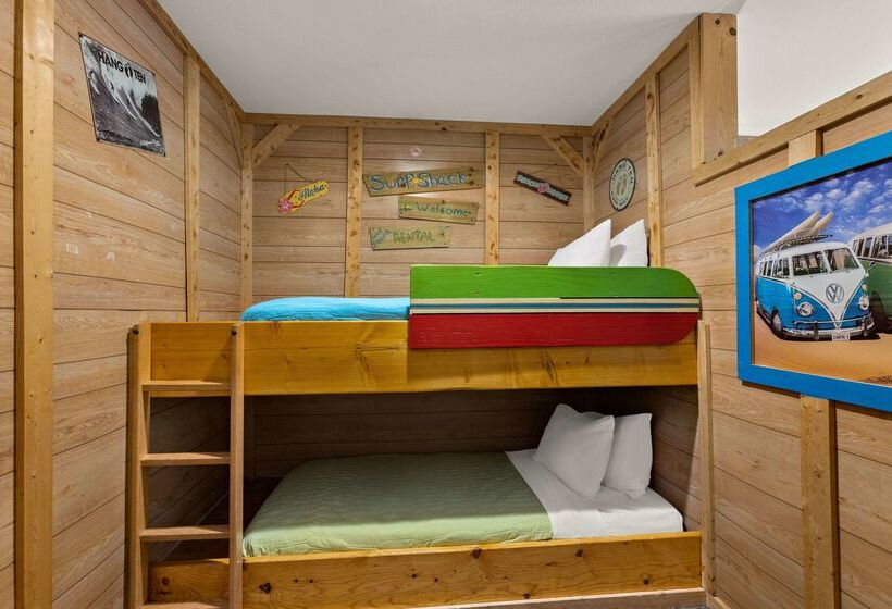 Отель Comfort Inn Ludington Near Us 10