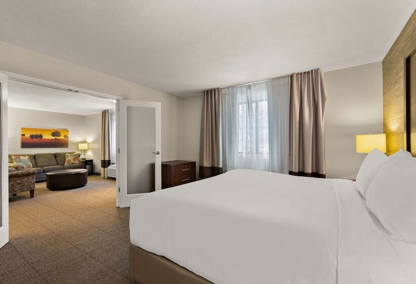 Отель Comfort Inn Ludington Near Us 10