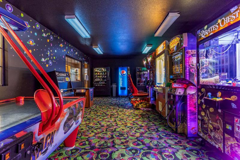 Отель Comfort Inn Ludington Near Us 10