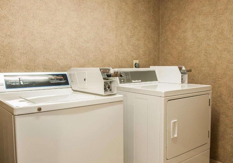 فندق Comfort Inn Near Indiana Premium Outlets