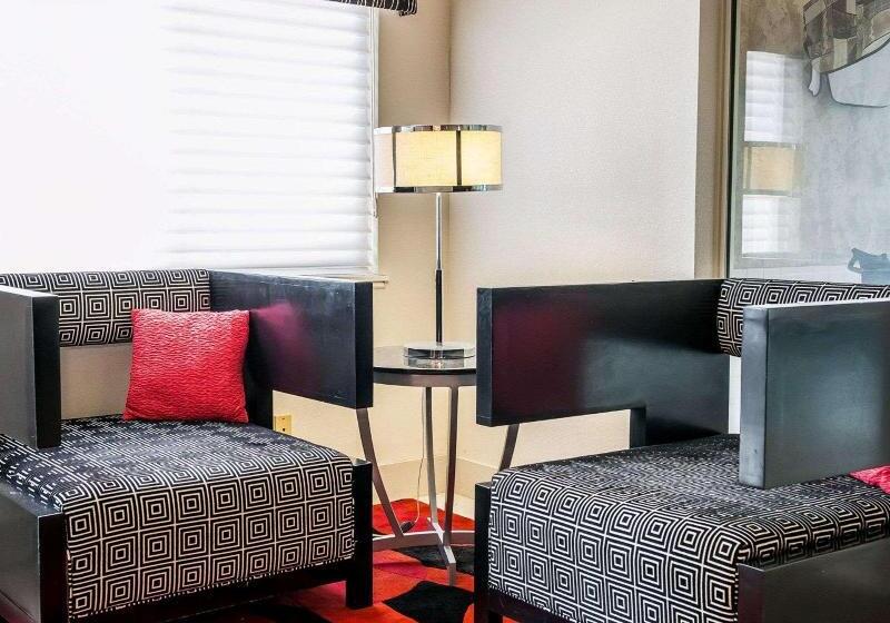 فندق Comfort Inn Near Indiana Premium Outlets