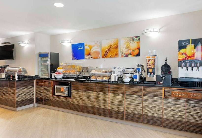 فندق Comfort Inn Near Indiana Premium Outlets