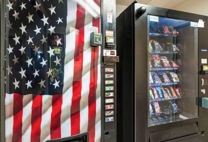 فندق Comfort Inn Near Indiana Premium Outlets