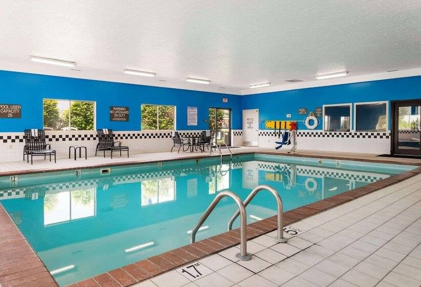 فندق Comfort Inn Near Indiana Premium Outlets