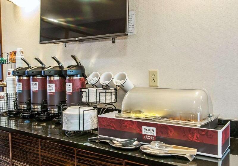 فندق Comfort Inn Near Indiana Premium Outlets