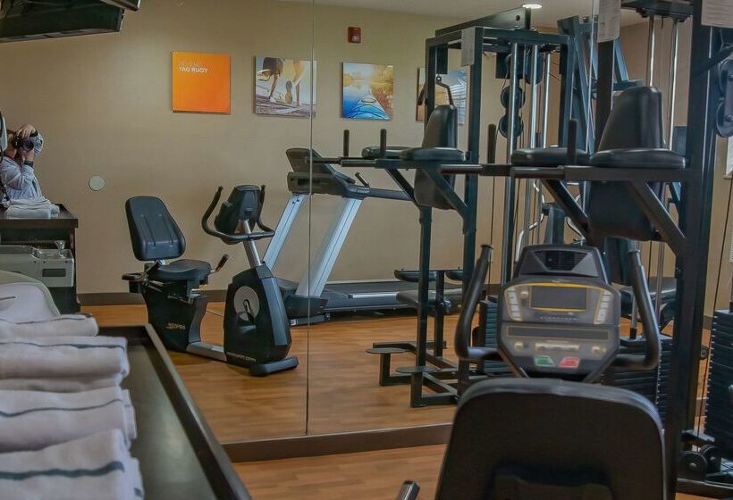 فندق Comfort Inn Near Ouabache State Park