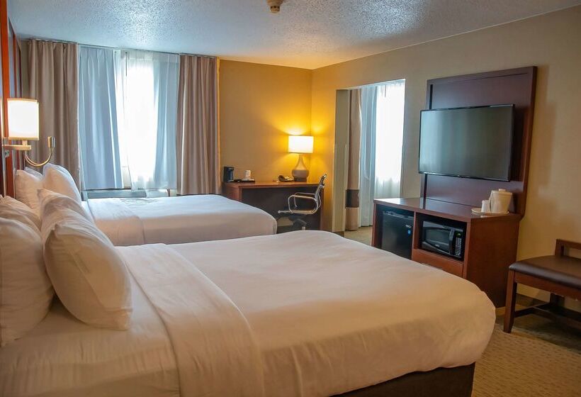 فندق Comfort Inn Near Ouabache State Park