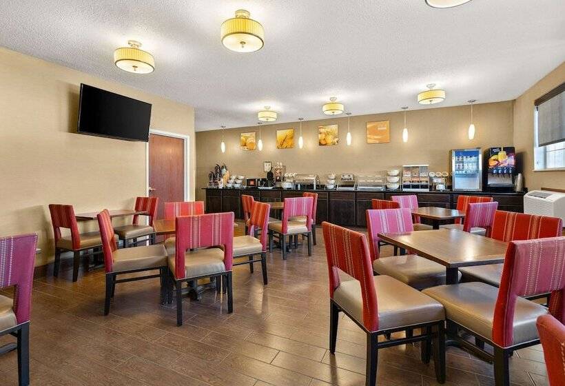 فندق Comfort Inn Near Ouabache State Park