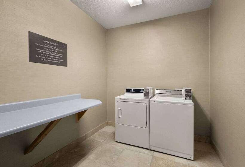 فندق Comfort Inn Near Ouabache State Park